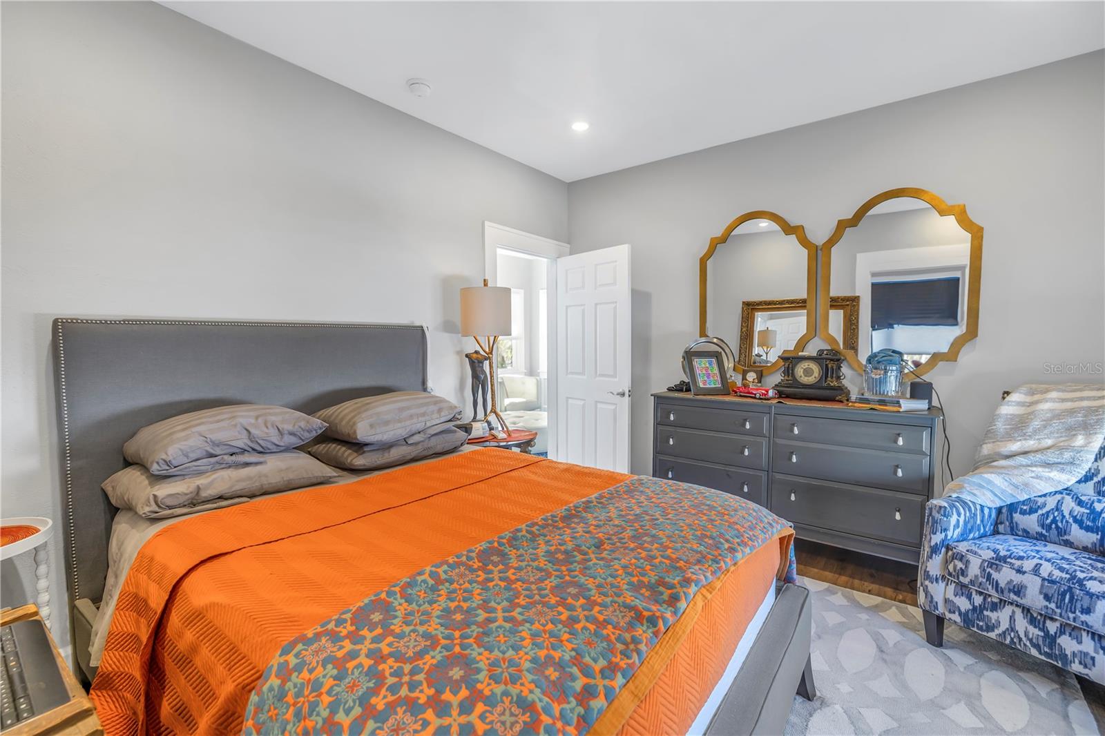 FLORIDA HEIGHTS - Residential Income