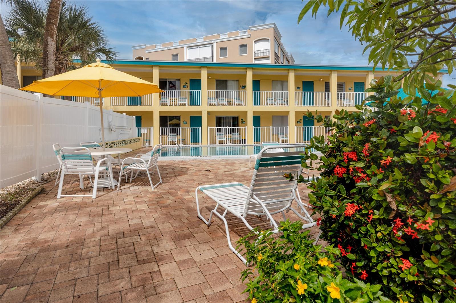 MALYN CONDO MOTEL CONDO - Residential