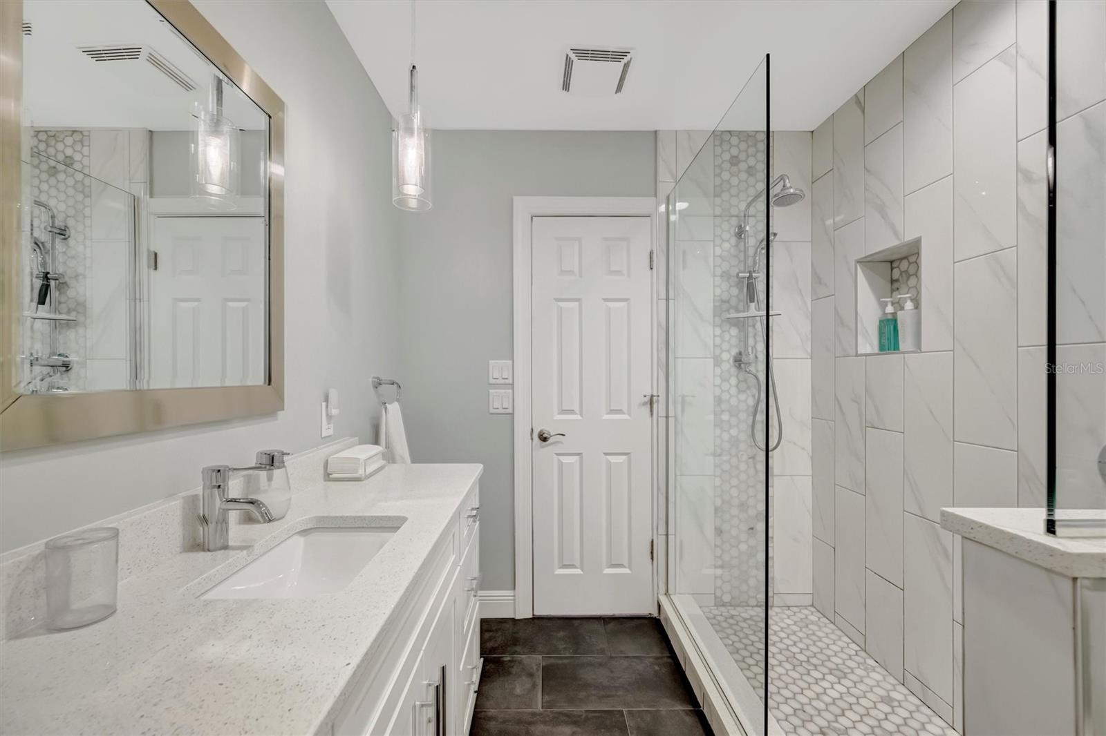 PALMETTO SKYWAY SEC 1 - Residential