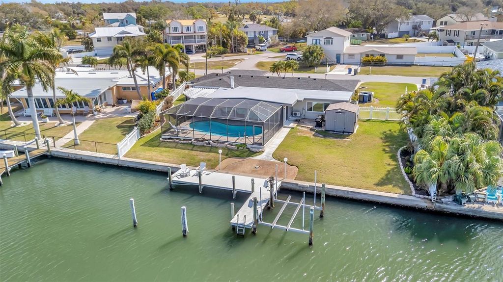 Photo of 5403 Palmetto Point Drive, Palmetto, FL 34221 (MLS # A4684594)