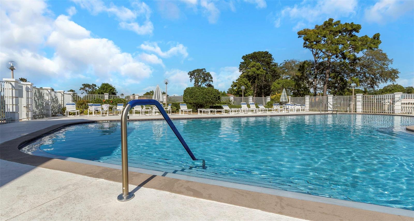 BARRINGTON WOODS PH 03 - Residential