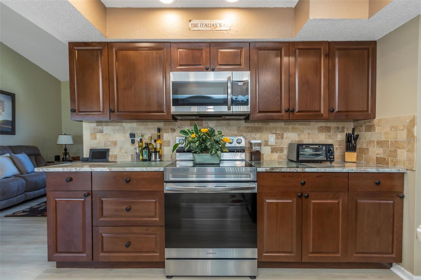 BARRINGTON WOODS PH 03 - Residential