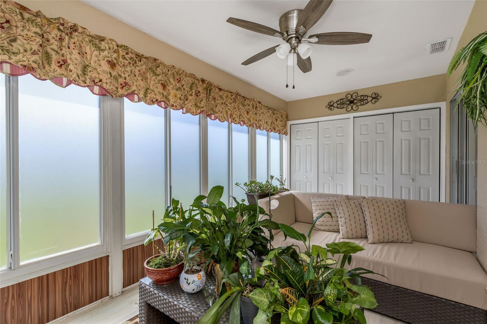 BARRINGTON WOODS PH 03 - Residential