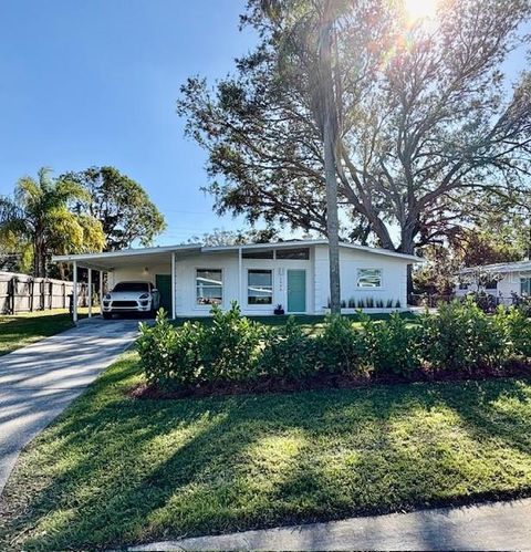 A home in SARASOTA