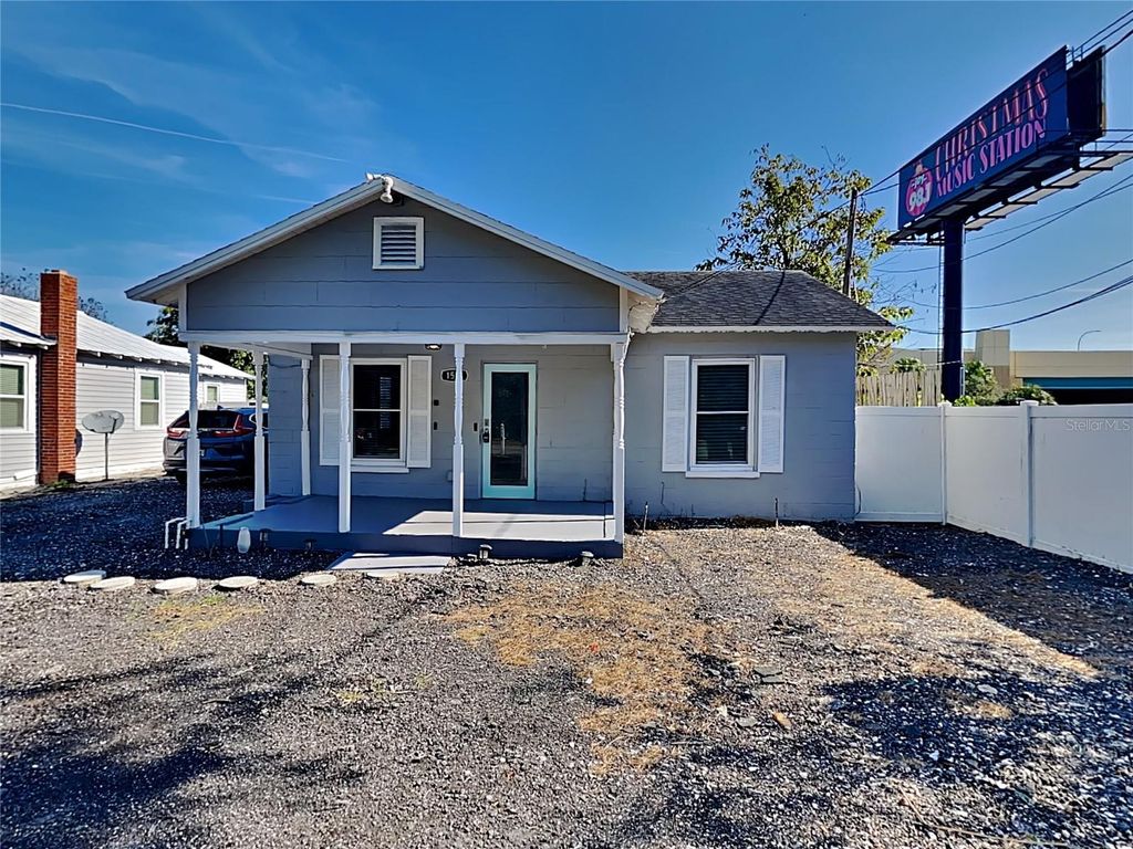 Photo of 1518 Pinewood Drive, Winter Park, FL 32789 (MLS # O6368525)