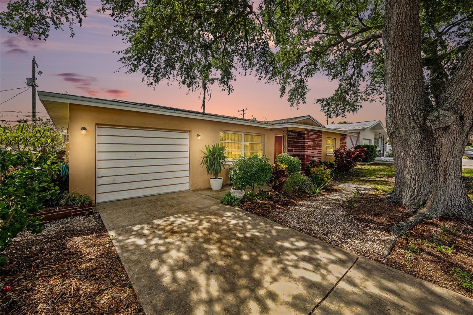 FORREST HILL ESTATES - Residential