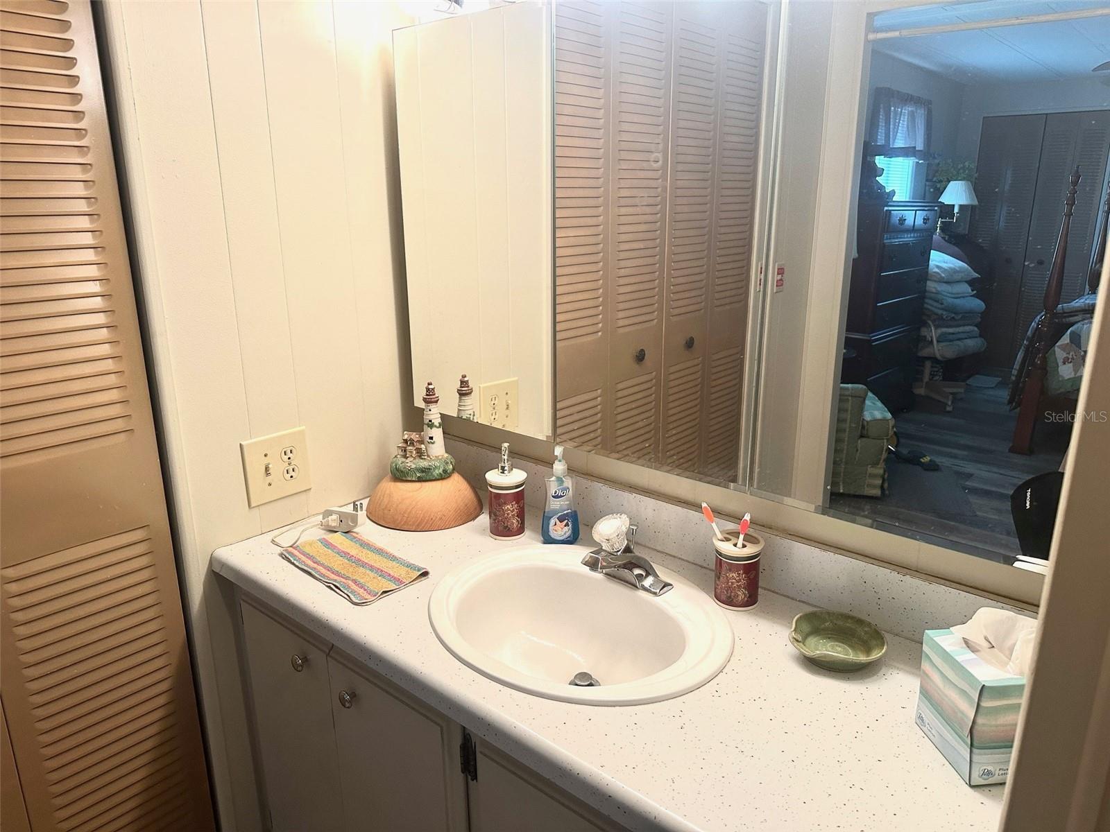 HAWTHORNE AT LEESBURG A COOP - Residential