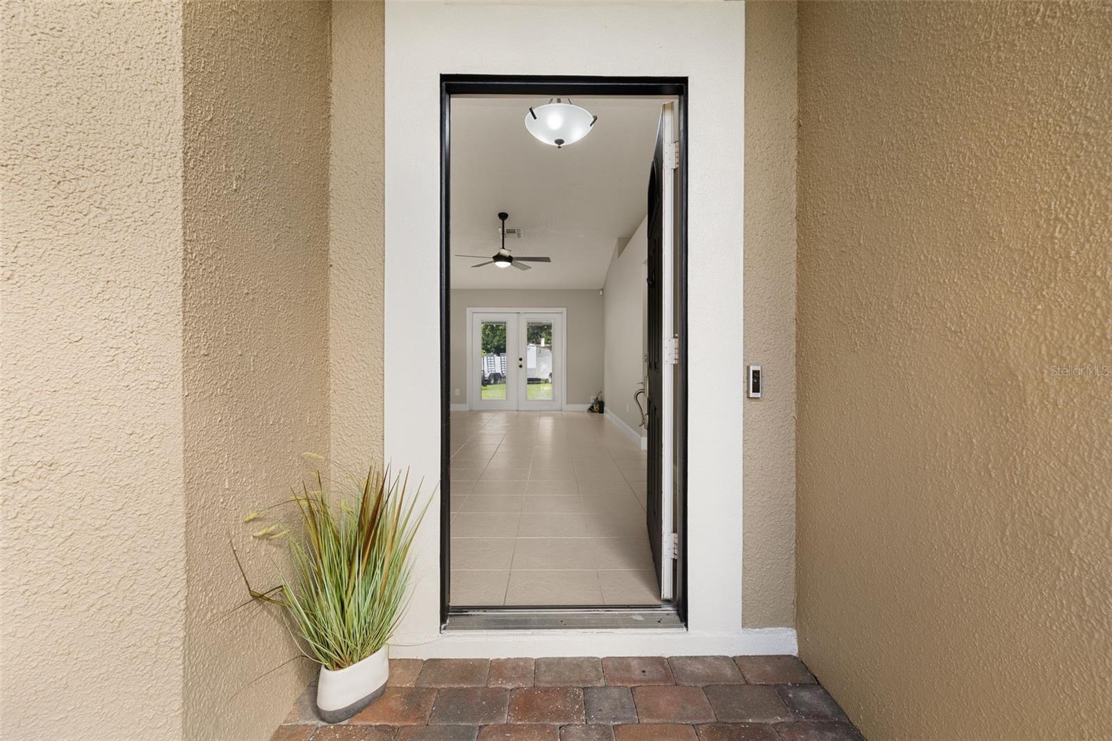 7918 LAKESIDE WOODS DRIVE