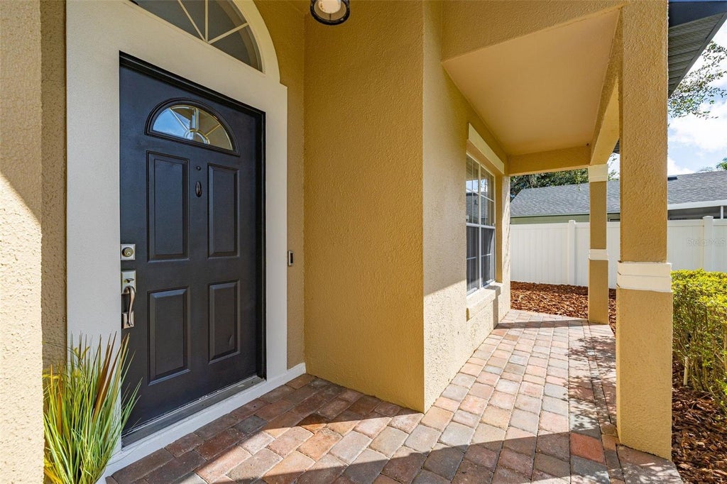 Photo of 7918 Lakeside Woods Drive, Orlando, FL 32810 (MLS # S5158006)