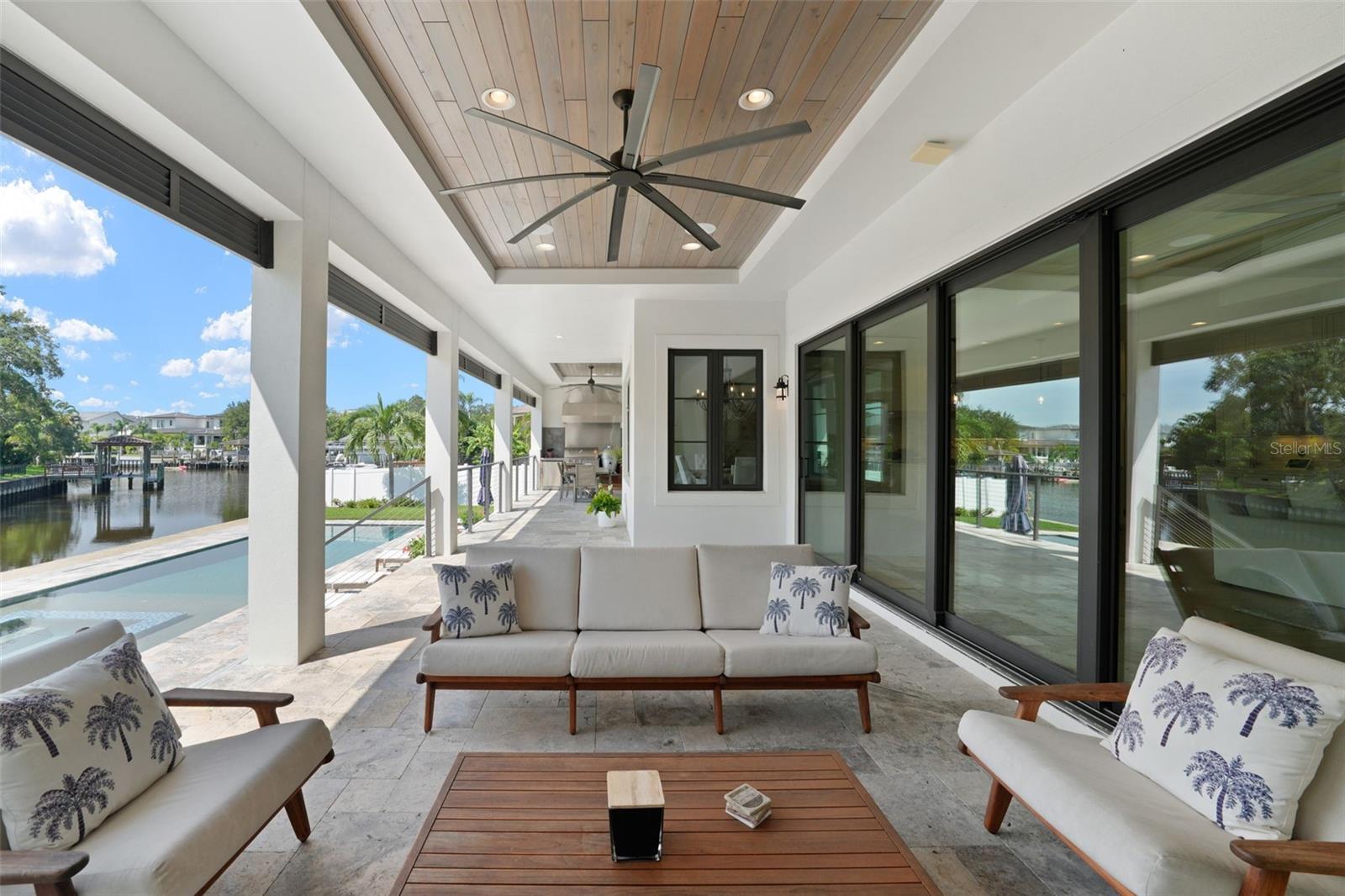 DAVIS ISLANDS PB10 PG52 TO 57 - Residential