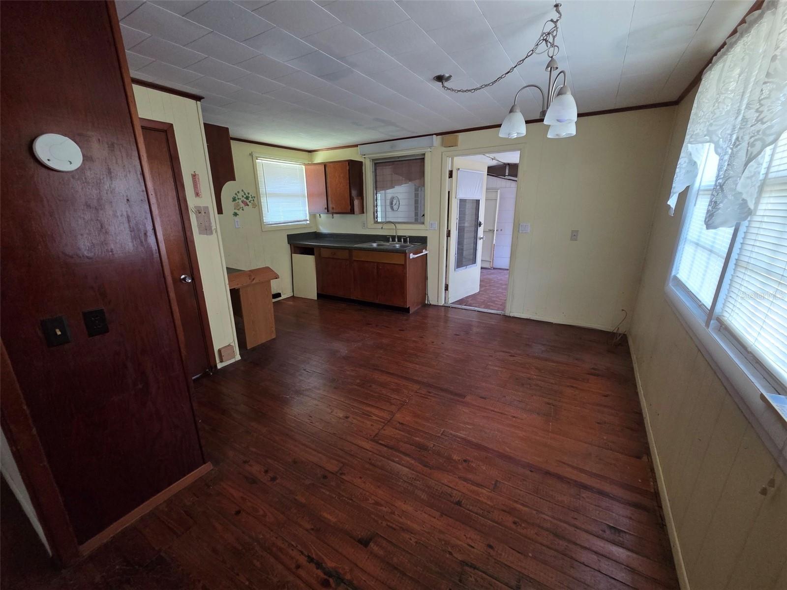 ZEPHYRHILLS COLONY CO - Residential