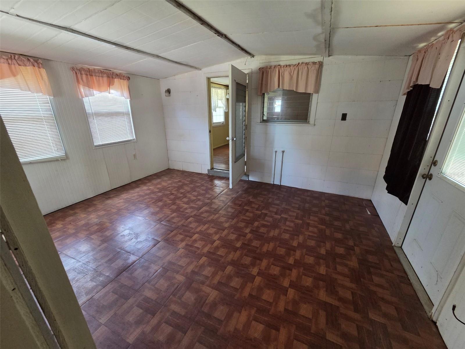 ZEPHYRHILLS COLONY CO - Residential