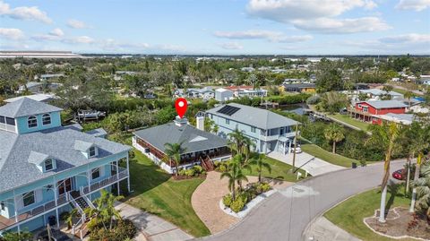 A home in ELLENTON