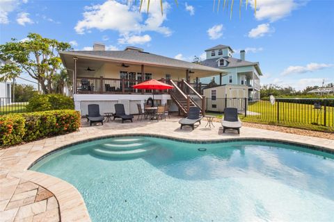 A home in ELLENTON