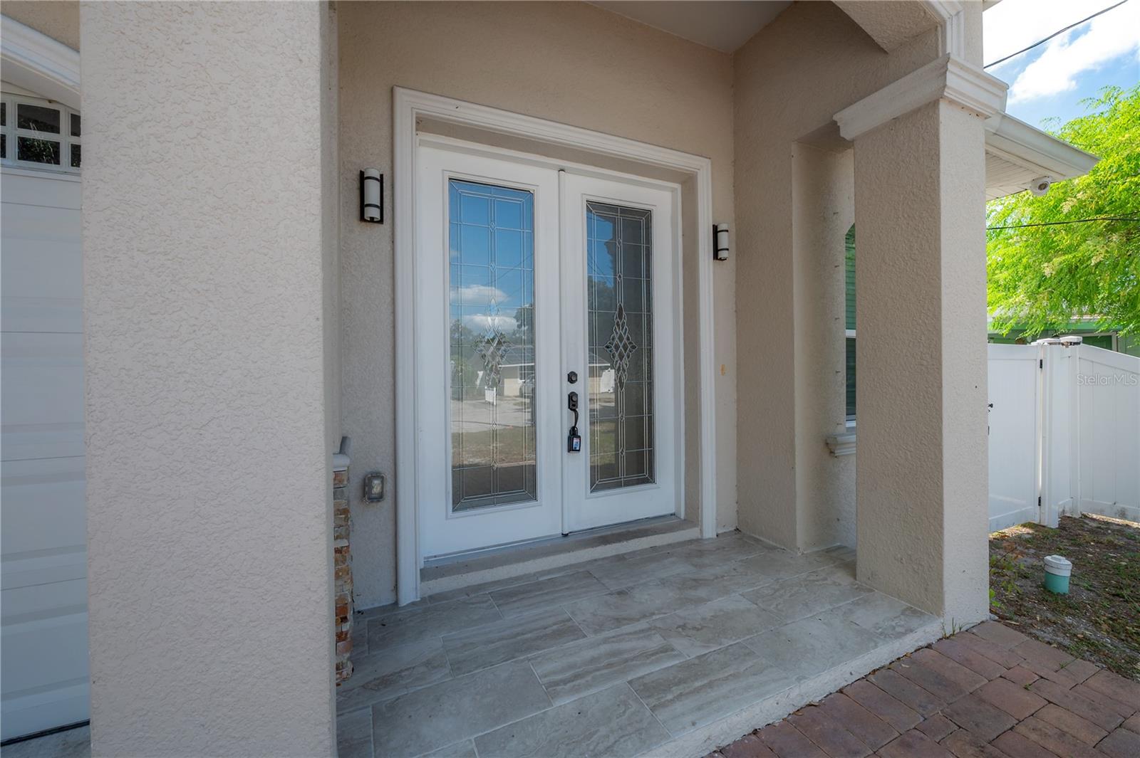 ARMENIA GARDENS - Residential Lease