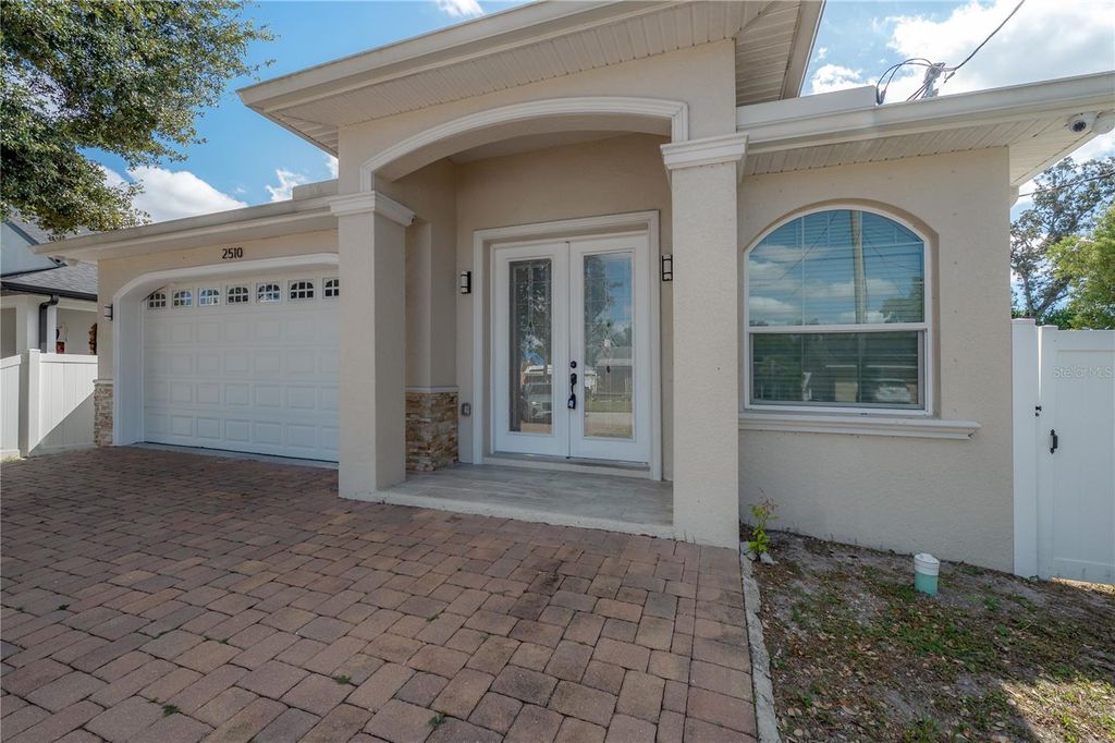 Photo of 2510 W South Avenue, Tampa, FL 33614 (MLS # TB8440592)