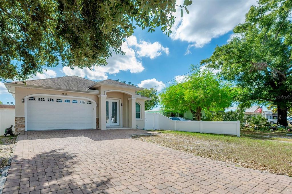 Photo of 2510 W South Avenue, Tampa, FL 33614 (MLS # TB8440592)