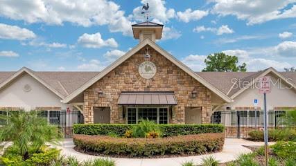 CROWN OAKS 1ST ADD - Residential Lease