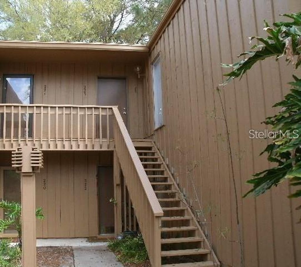 Photo of 222 Crown Oaks Way #222, Longwood, FL 32779 (MLS # O6365256)