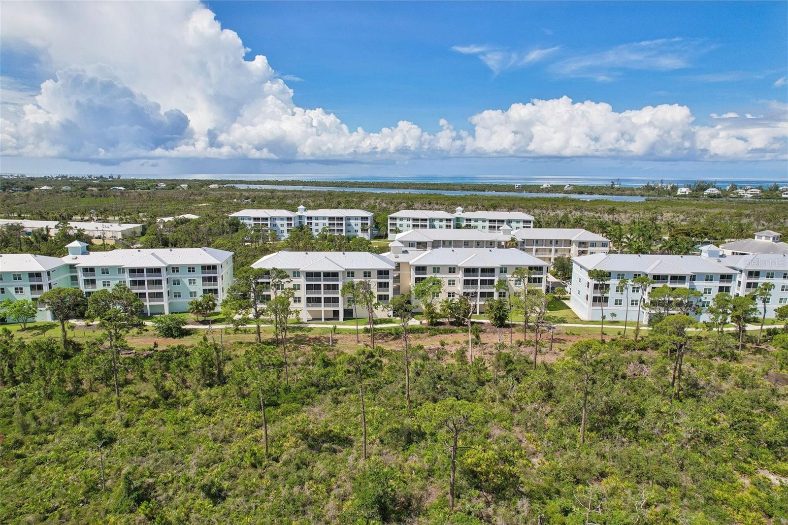 CAPE HAZE RESIDENCE C 7/9 - Residential