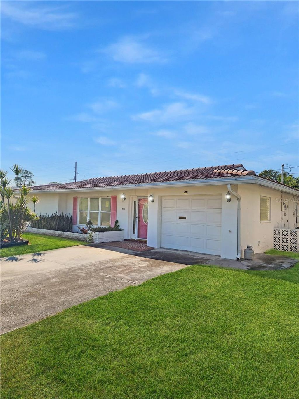 Photo of 9926 40th Street N, Pinellas Park, FL 33782 (MLS # TB8453893)