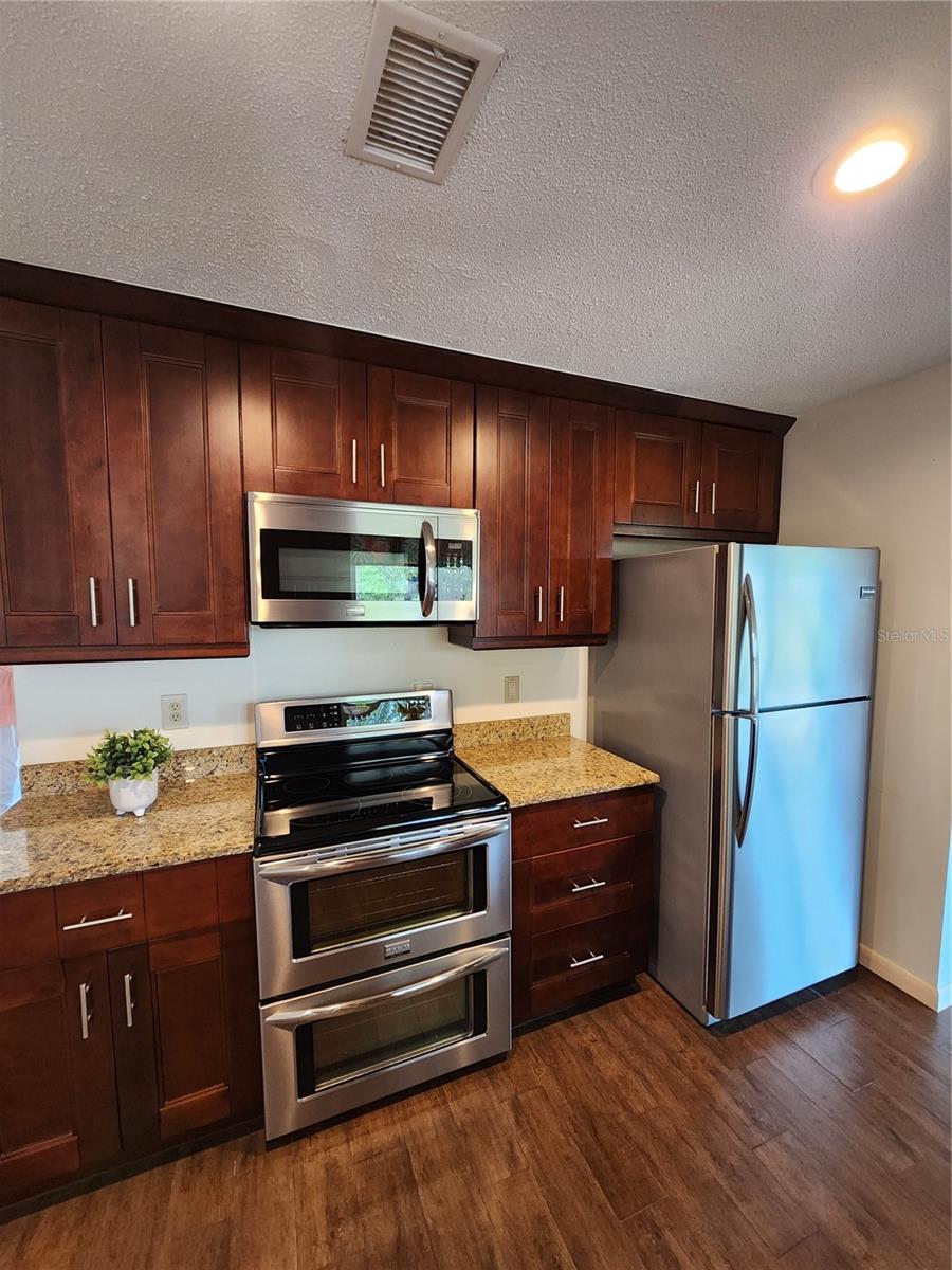 MAINLANDS OF TAMARAC BY THE GULF UNIT 3 CONDO - Residential