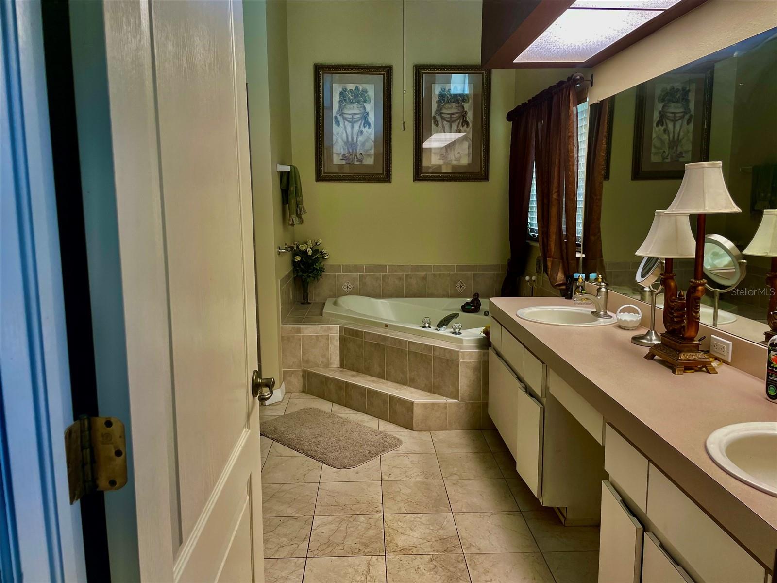 PRESTON HOLLOW - Residential