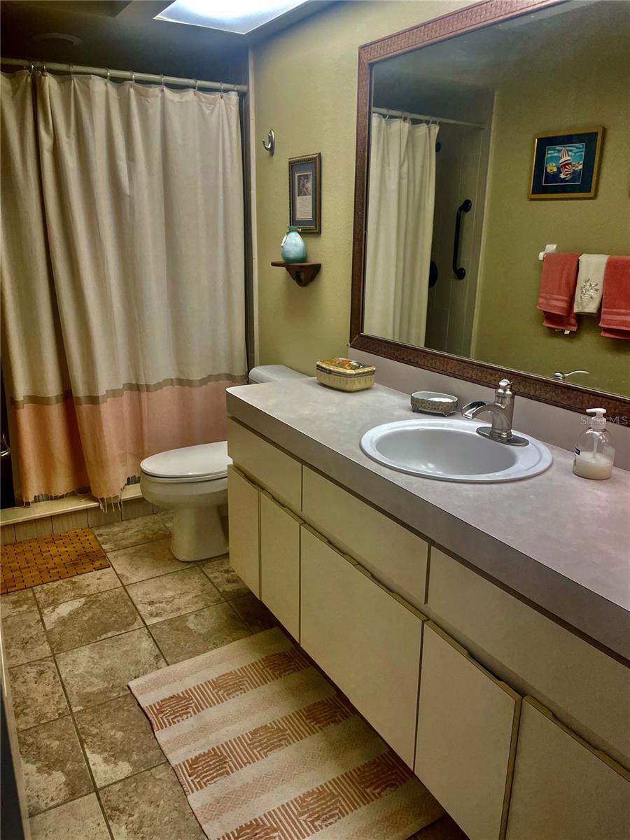 PRESTON HOLLOW - Residential