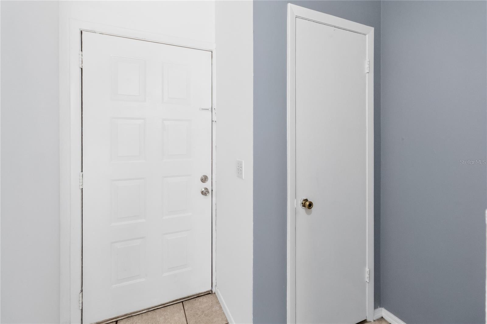 BUENAVENTURA LAKES GOLD COAST TWNHMS UNR - Residential Lease