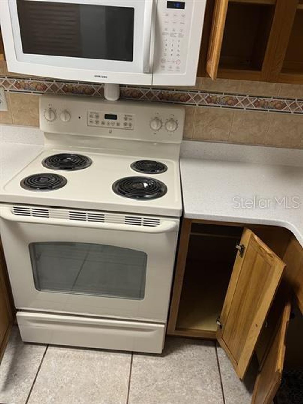 Photo of 204 Eden Lane #A, Kissimmee, FL 34743 (MLS # S5143711)