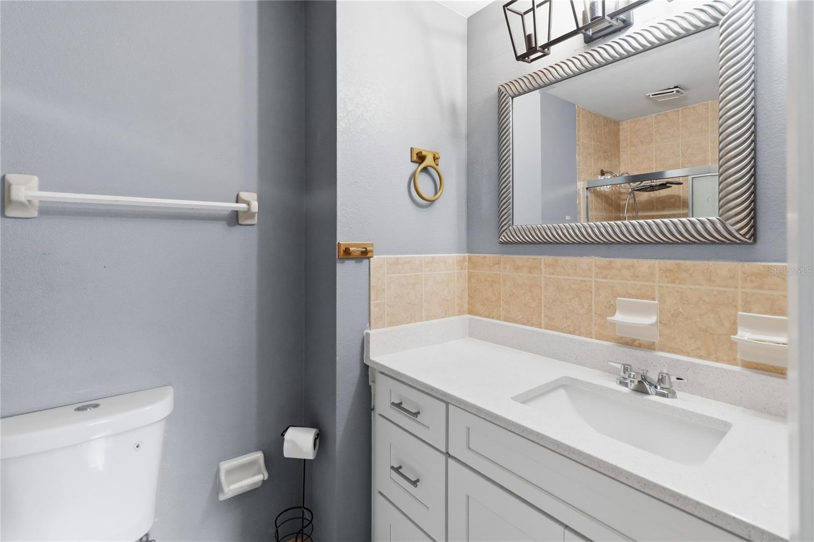 BUENAVENTURA LAKES GOLD COAST TWNHMS UNR - Residential Lease