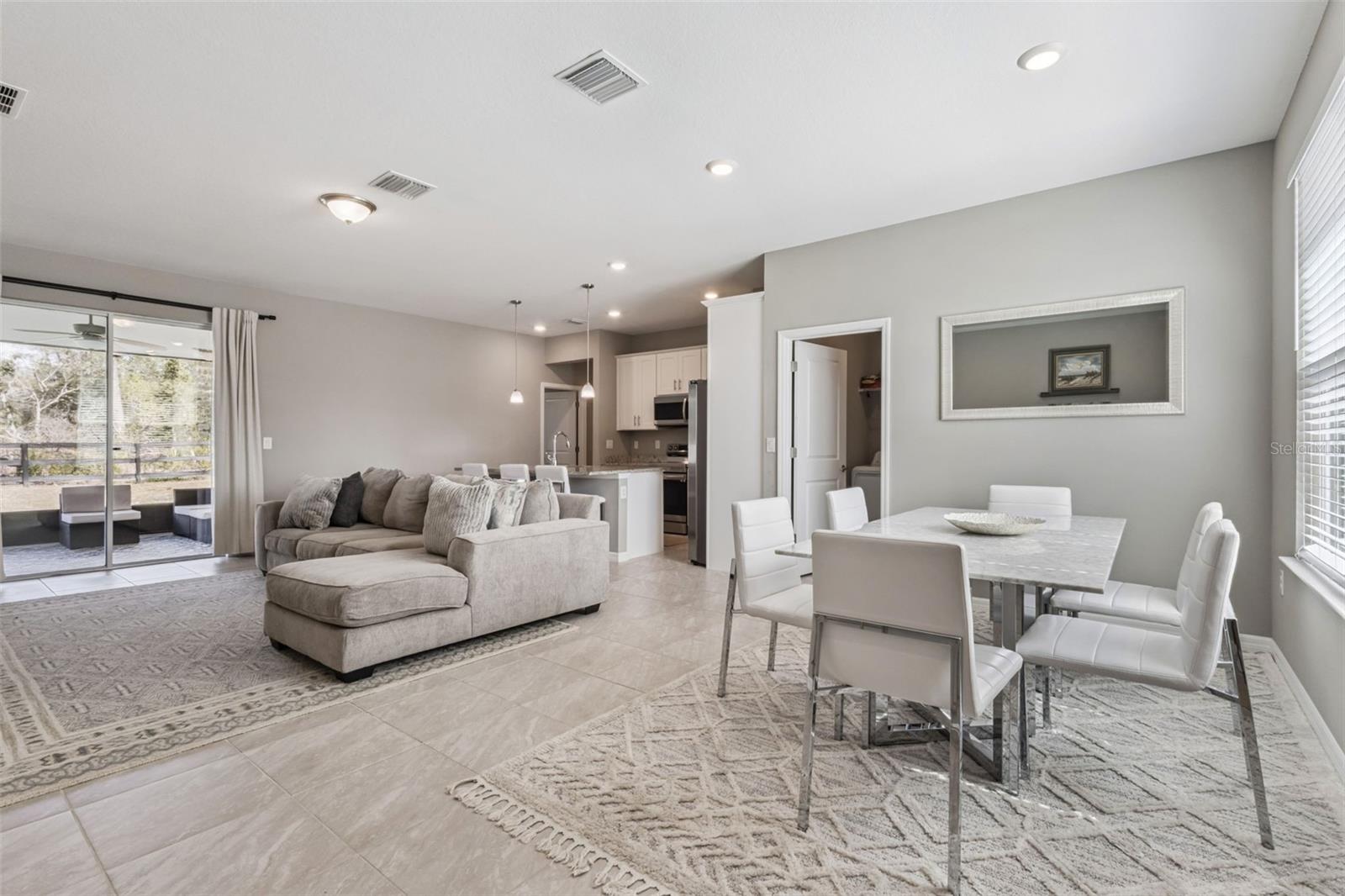 MARION OAKS UN THREE - Residential