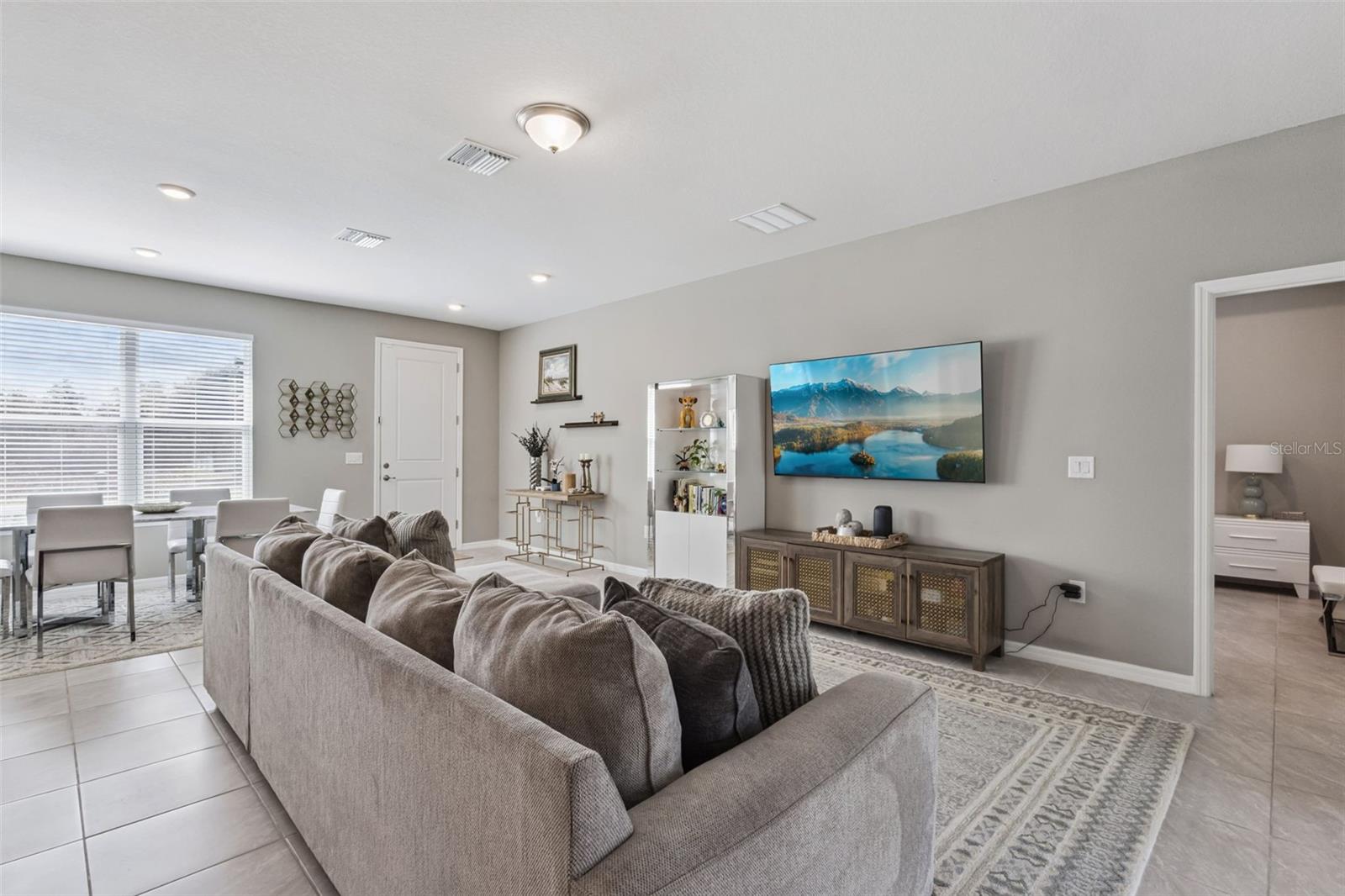 MARION OAKS UN THREE - Residential