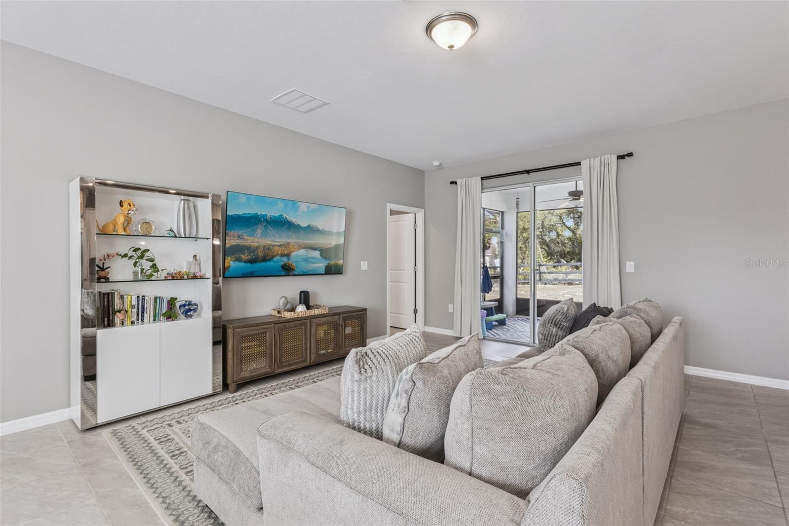 MARION OAKS UN THREE - Residential