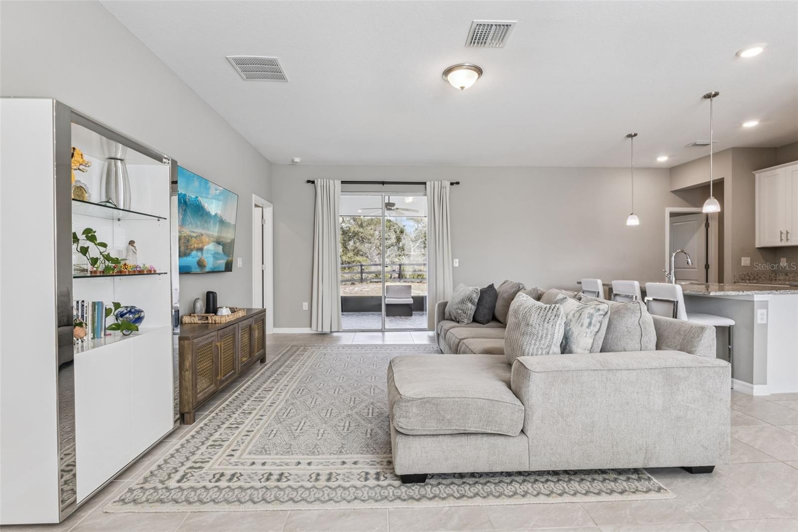 MARION OAKS UN THREE - Residential