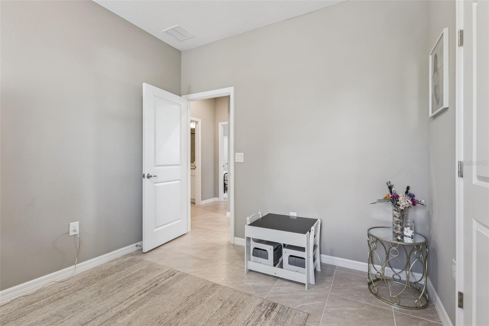 MARION OAKS UN THREE - Residential