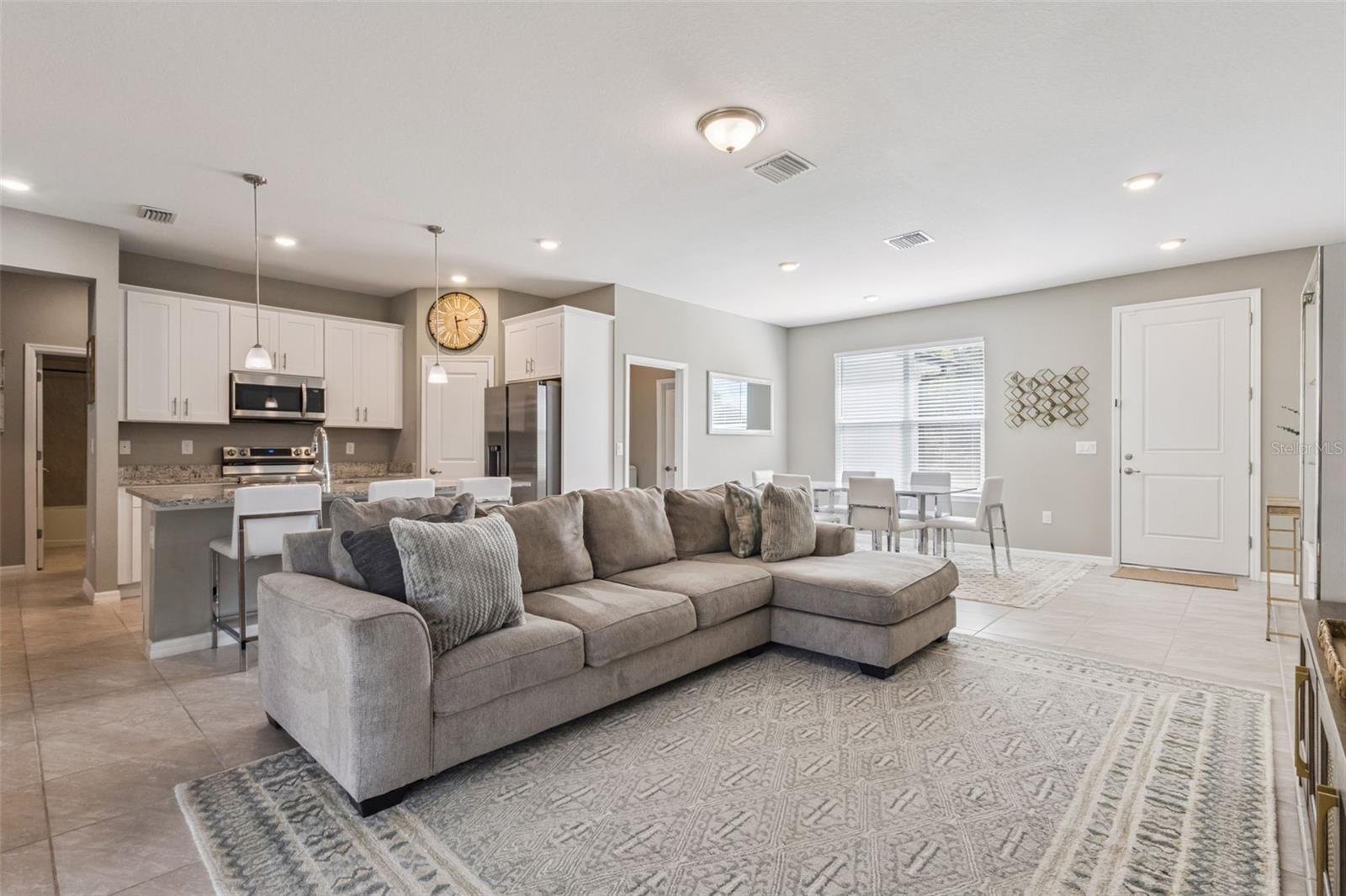 MARION OAKS UN THREE - Residential