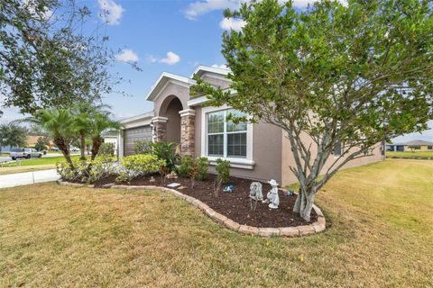 A home in PARRISH