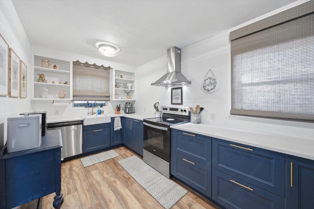 Photo of 3145 32nd Avenue N, St Petersburg, FL 33713 (MLS # TB8542808)