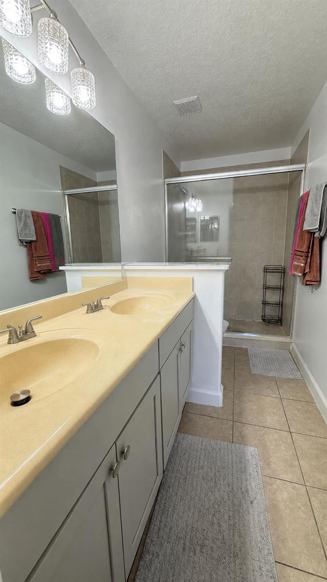 ASHFORD PARK TWNHMS REP ONE - Residential