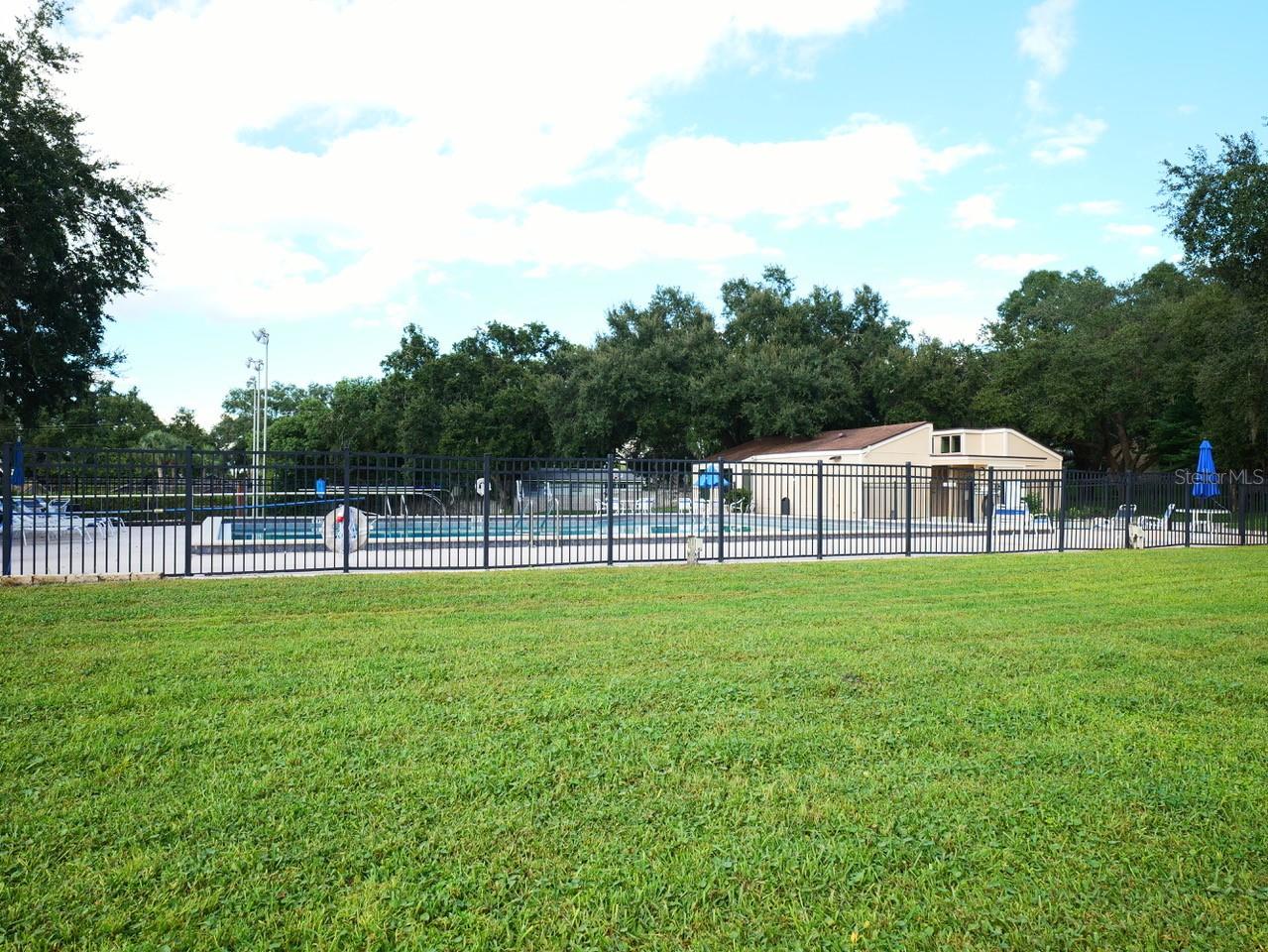 427 OAK HAVEN DRIVE
