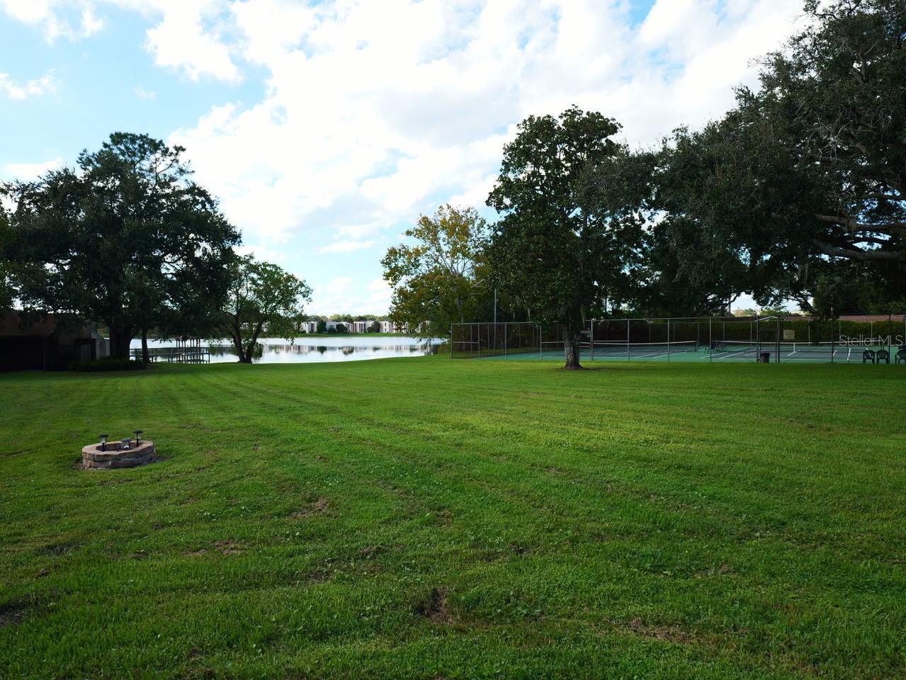 427 OAK HAVEN DRIVE