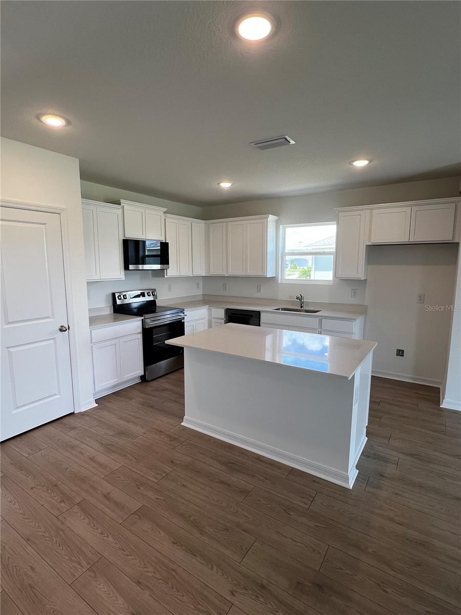 12918 RED DEER PLACE