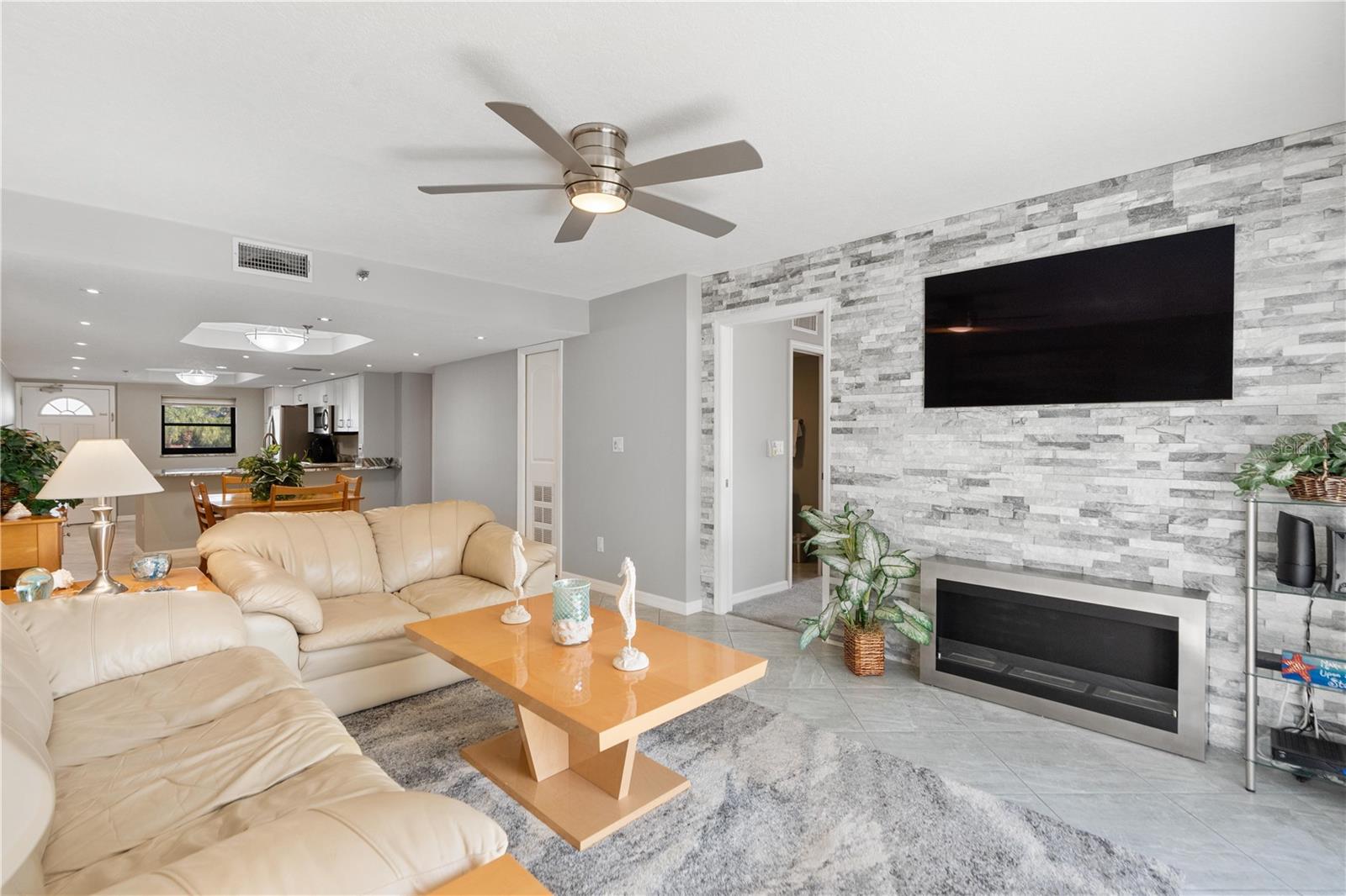 MADEIRA PLACE CONDO - Residential