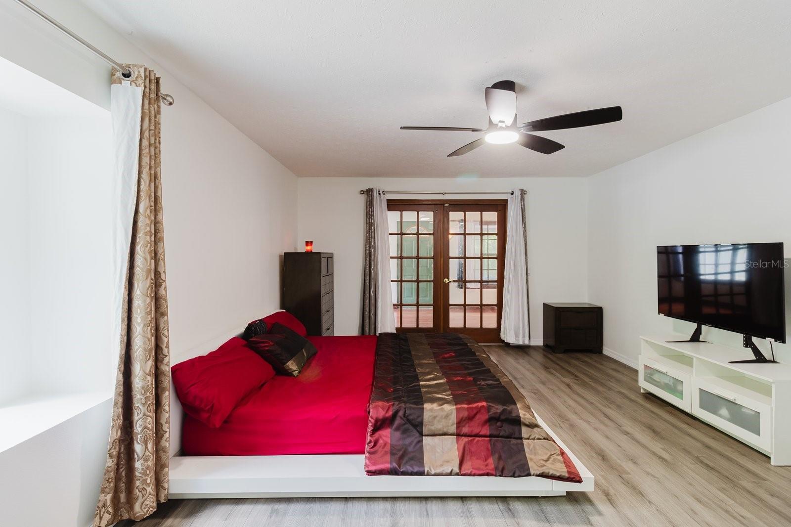 LAKE PADGETT PINES - Residential