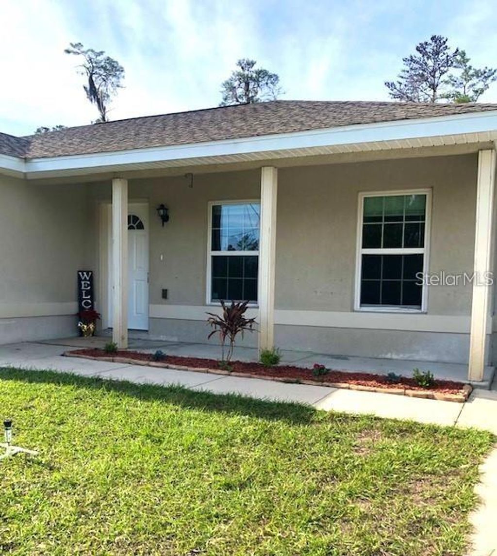 Photo of 16718 SW 21st Circle, Ocala, FL 34473 (MLS # OM722142)
