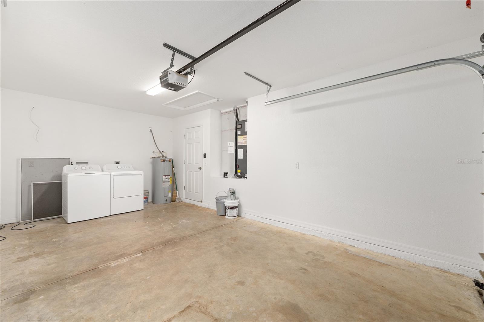 OCALA PARK ESTATE - Residential