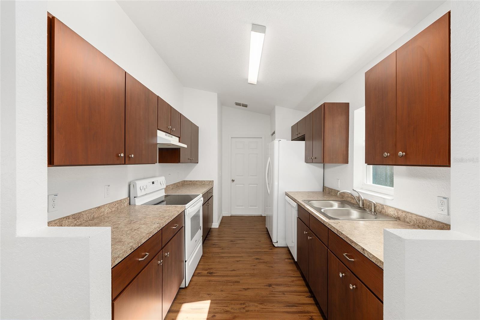 OCALA PARK ESTATE - Residential