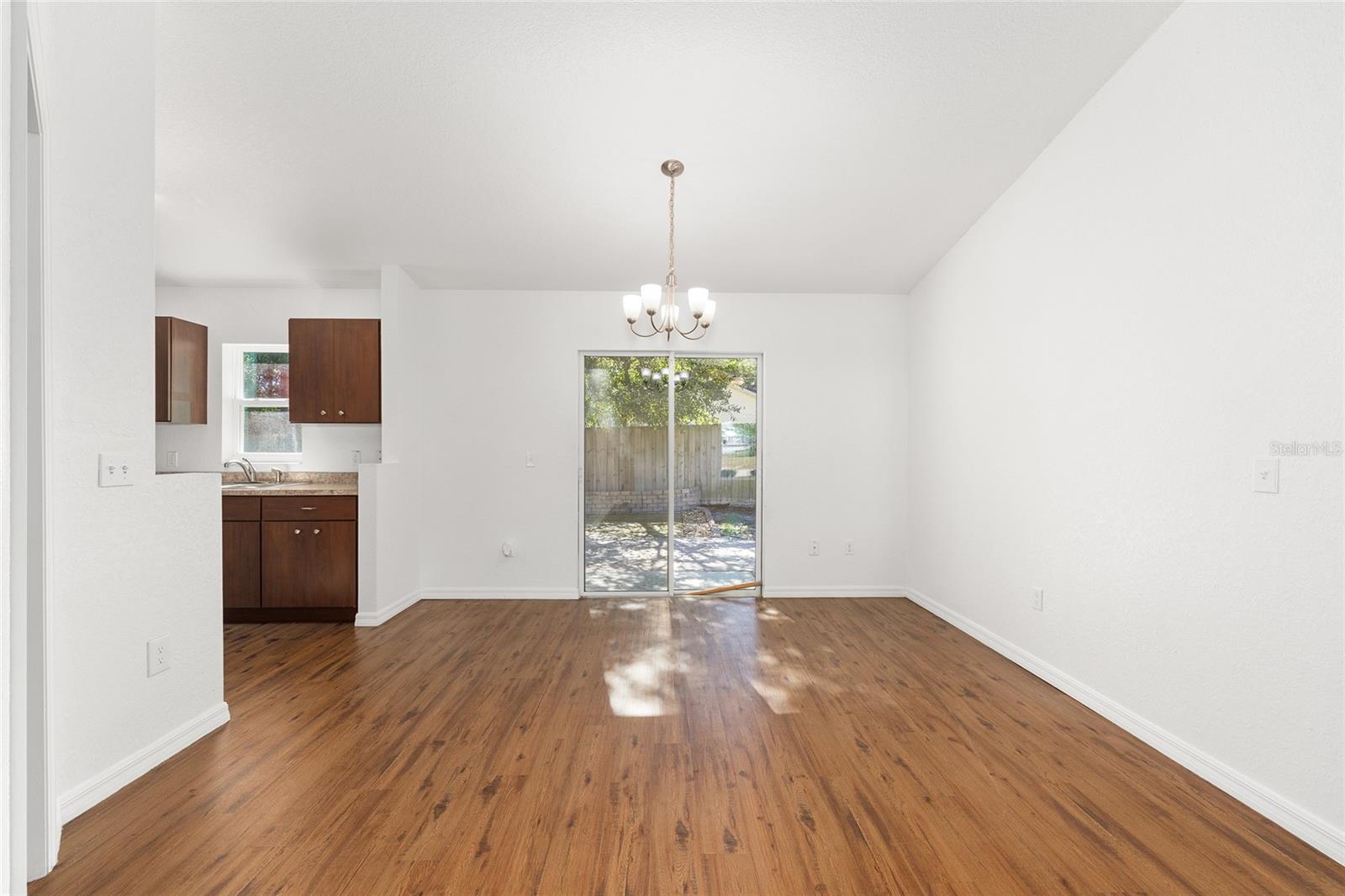 OCALA PARK ESTATE - Residential