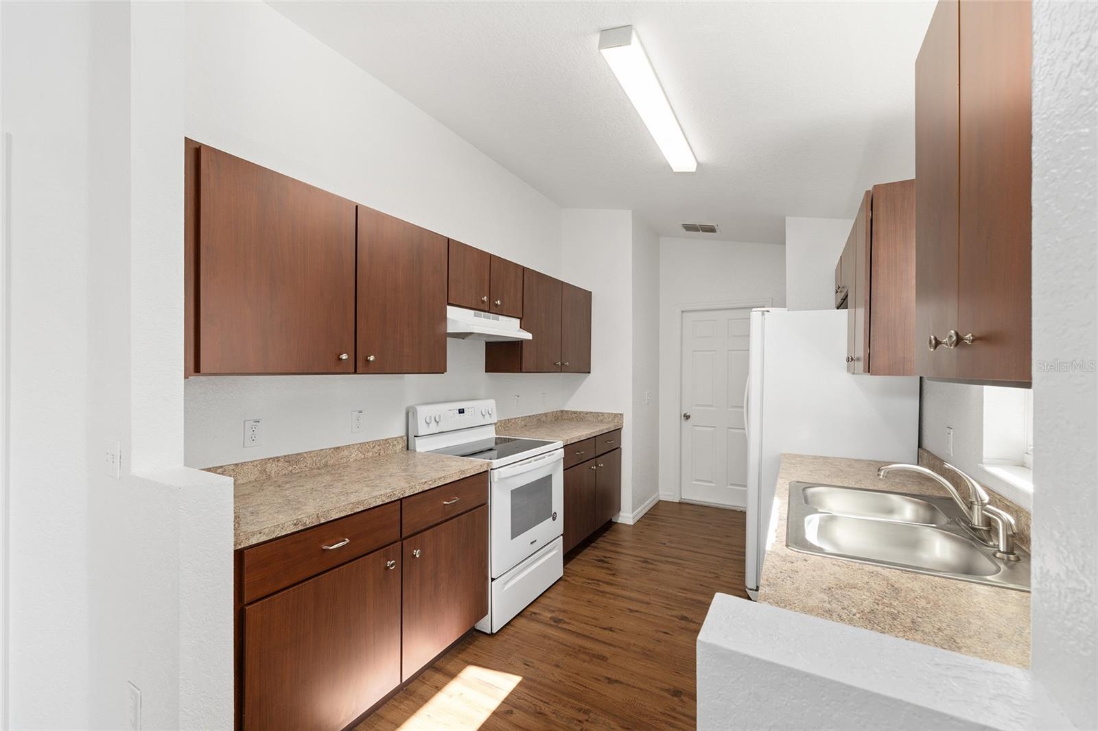 OCALA PARK ESTATE - Residential